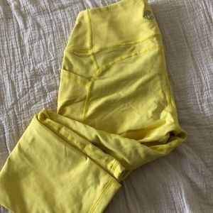Til you collapse capris - size small